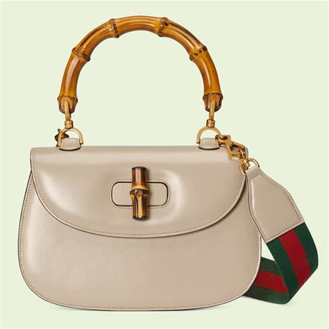 bolsa gucci alça bambu|Gucci bamboo bag 1947.